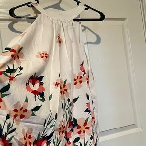 3/$30 Floral Halter Top with Red and Green Accents Size Xl